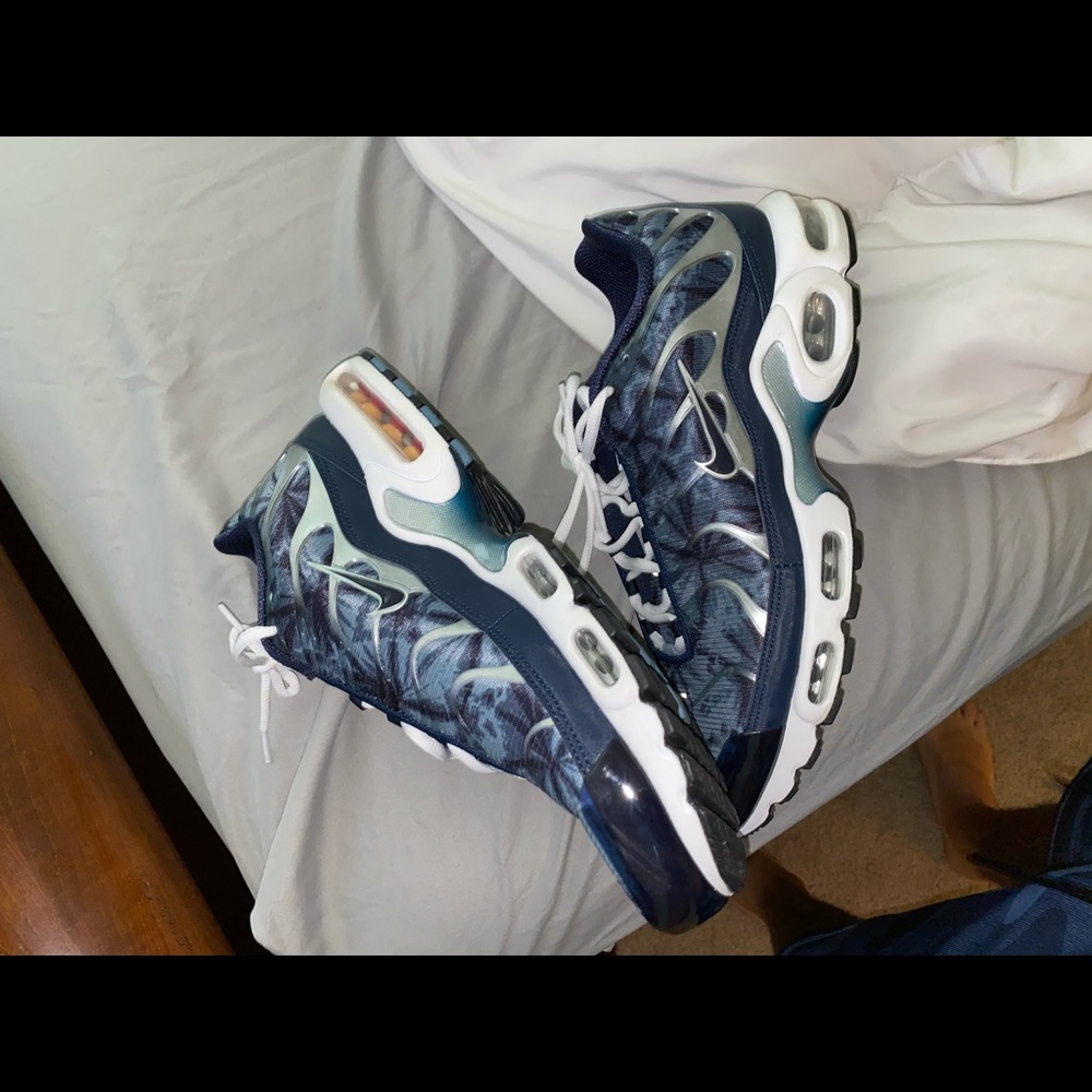 NIKE AIR MAX SIZE 12